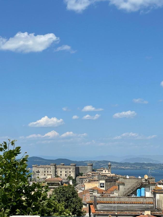 A Due Passi Dal Castello - Appartamento Con Vista Bracciano  Esterno foto